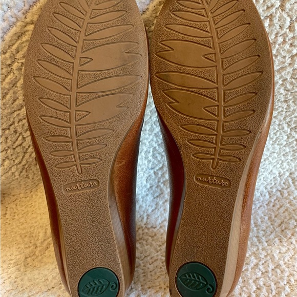 Nurture Leather Buckle Wedges Size 11M Made in Brazil Color Brown - Picture 4 of 7